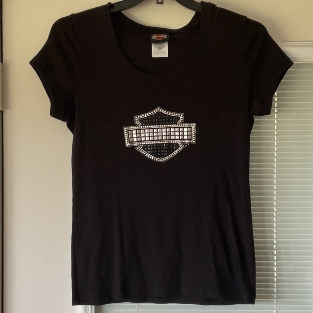 HD shirt